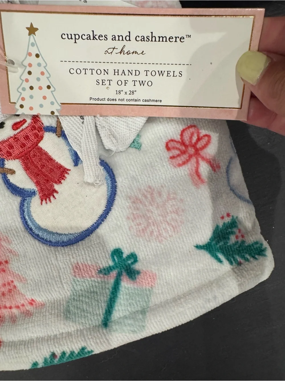 NWT Cupcakes & Cashmere White Hand Towels winter Snowman Embroidery set of 2